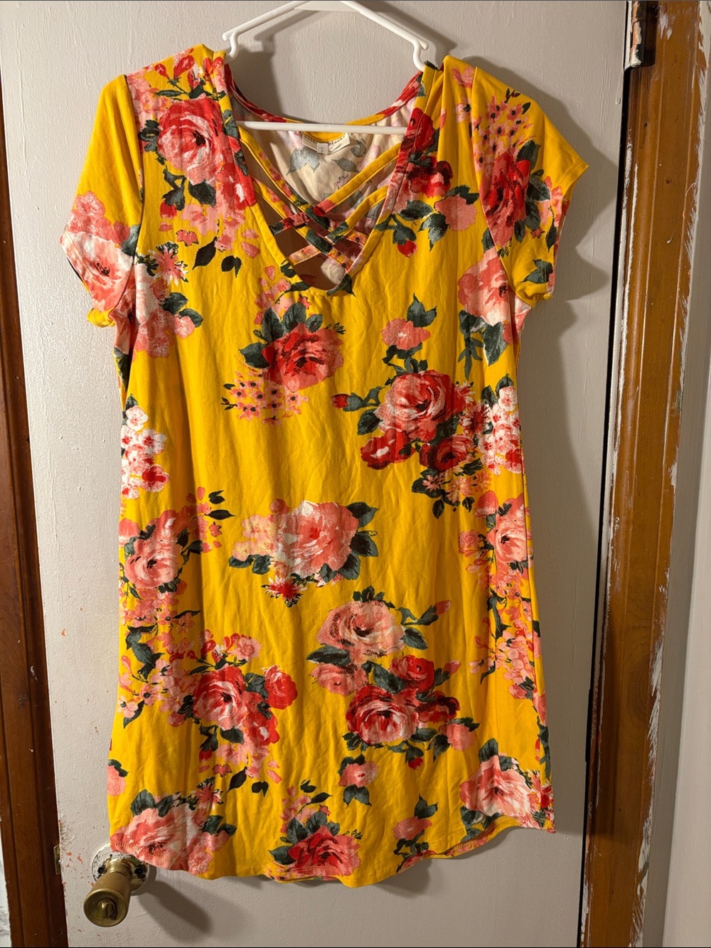 *3 items for $25* Bobbie Brooks Floral Dress